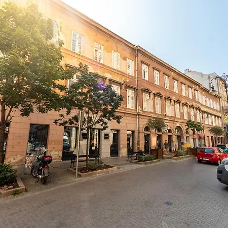 Kiraly Downtown