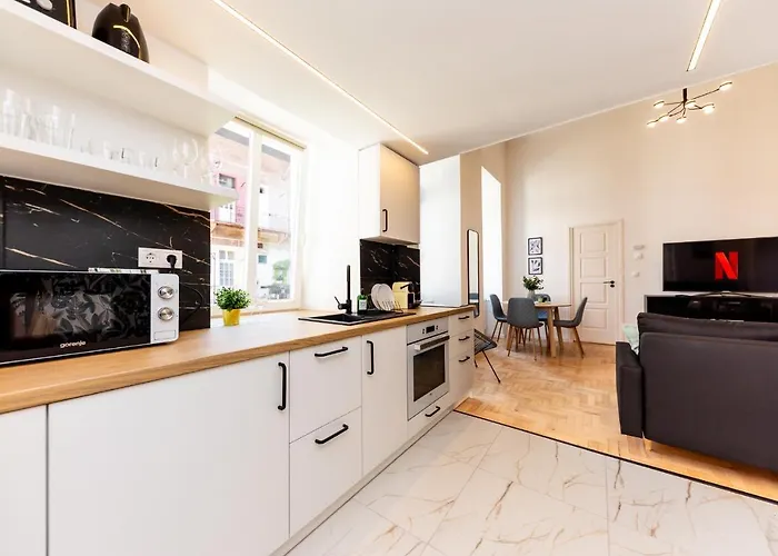 Apartment Kiraly Downtown *
