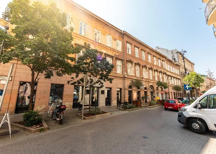 Kiraly Downtown